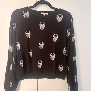 Black Skull Print Pullover Sweatshirt